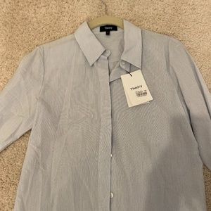 Theory Classic straight shirt in blue stripe